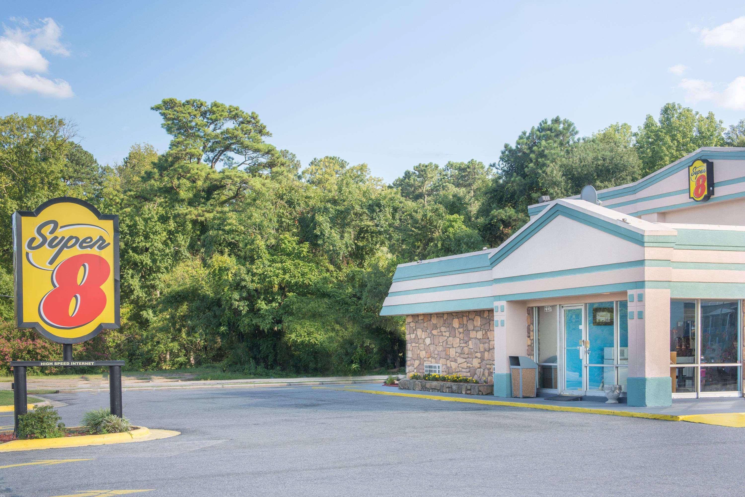 Super 8 By Wyndham Durham/University Area Nc Kültér fotó