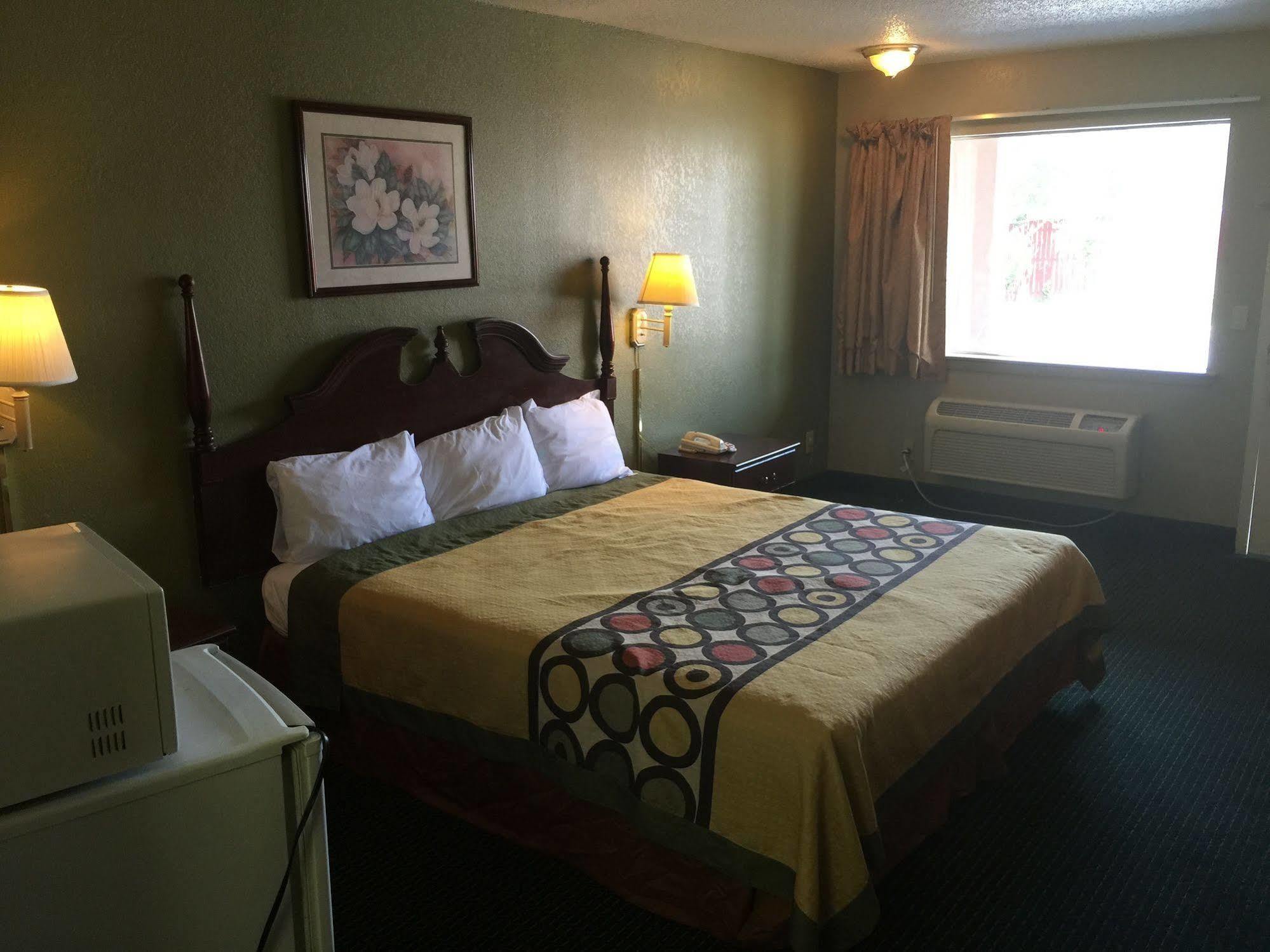 Super 8 By Wyndham Durham/University Area Nc Kültér fotó